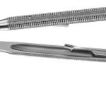 AE-FM230R, DIADUST MICRO NEEDLE HOLDER ROUND HANDLE, WITH CATCH, RECOMMENDED FOR SUTURE MATERIAL 4/0 AND SMALLER 230 mm, 9"