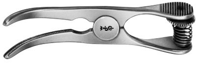 AE-FB437R, GLOVER 	ATRAUMATA BULLDOG CLAMP 	CURVED, JAW LENGTH 69 MM, 2 3/4 	110 mm, 4 3/8" 