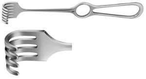 AE-BT274R, KOCHER RETRACTOR 4-PRONGS, BLUNT, 15,5X20MM 220 mm, 8 3/4"