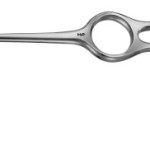 AE-BT280R, KÖRTE RETRACTOR 4 PRONGS, BLUNT, 45 x 55 MM, HANDLE VERTICAL TO THE BLADE 230 mm, 9"