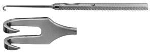 AE-BT922R, MANNERFELT MODIF. RETRACTOR 2 PRONGS, SHARP, 8,0 x 8,0 MM, LARGE CURVE 155 mm, 6"