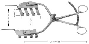 AE-BV907R, ST. MARKS MODIF. GIRONA PERINEAL RETRACTOR WITH TOWEL PEGS FITTED TO SWIVEL RAKE BLADES, SPREADING WIDTH 160MM, BLADES 40MMX70MM 210 mm, 8 1/4"
