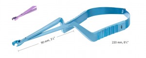 AE-FT072T, CLIP REMOVING FORCEPS, TITANIUM, FOR MINI CLIP, WITH SPECIAL JAWS, COLOR CODING VIOLET, 90MM, LENGTH 220MM